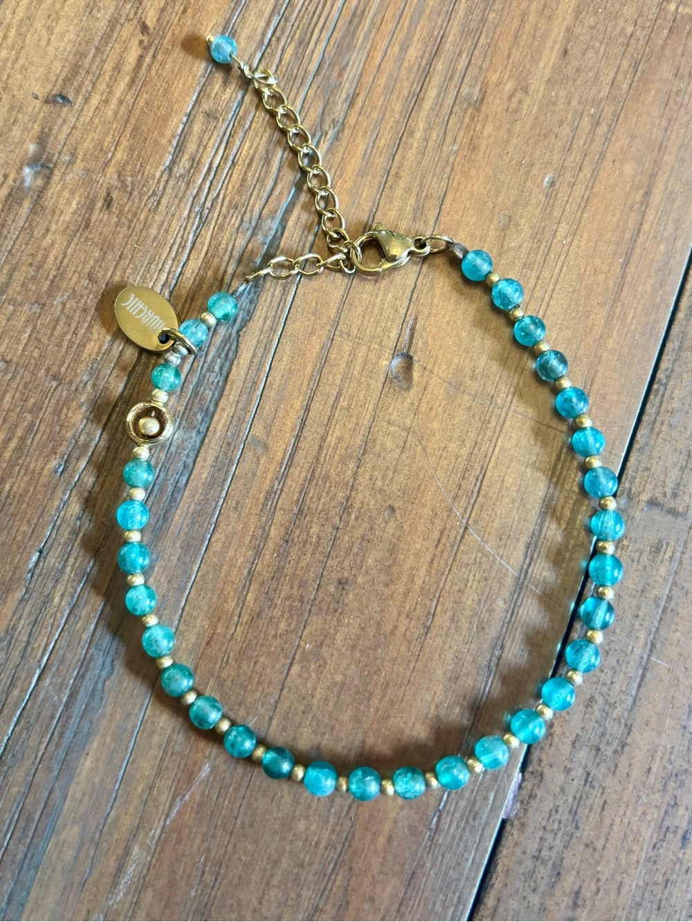 NWOT dainty aventurine gemstone bracelet